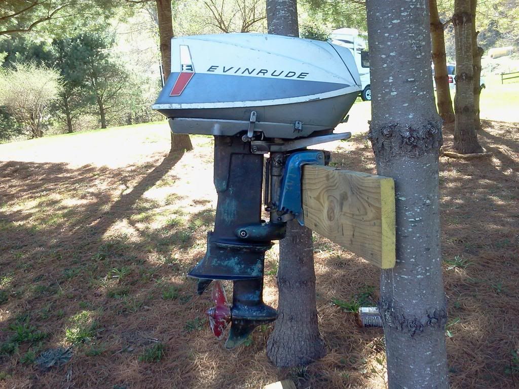 New to me 28hp evinrude speeditwin not spitting water Boating Forum